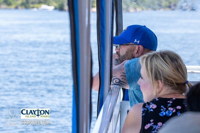 Boldt Castle and 2 Nation Tour - Arriving at Heart Island and Boldt Castle