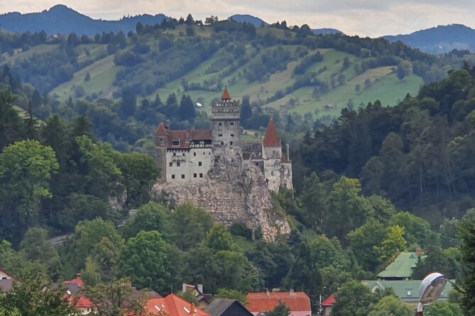 Bran Castle, Peles Castle and Brasov City - Private Tour from Bucharest - What the 11 to 12 hours really feels like