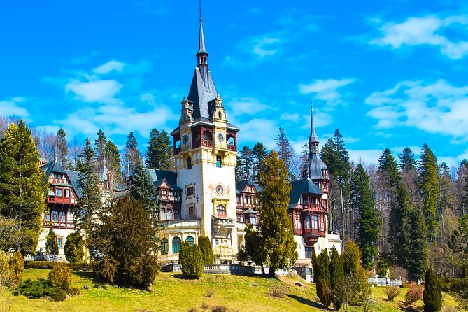 Bran Castle, Peles Castle and Brasov from Bucharest - Peles Castle brings royal elegance to Sinaia