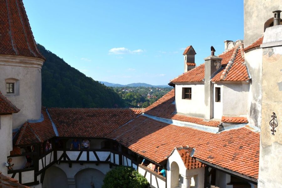 Bran: Guided Castle Tour - Who should book this castle tour?