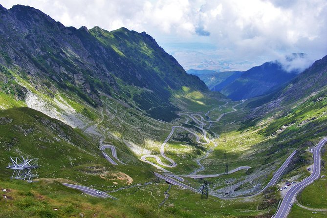 Bran & Peles Castles through the Best Road in the World: Transfagarasan road - Driving the Transfagarasan to Balea Lake
