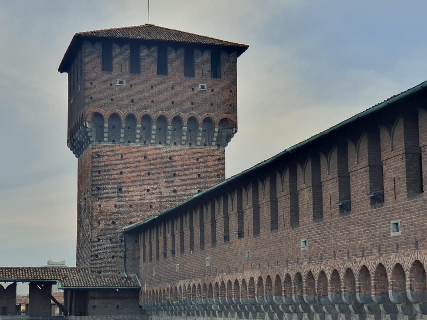 Branca Tower and Sforza Castle Guided Tour - Sforza Castle and the limits of the visit