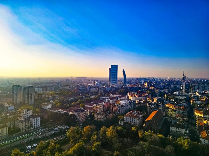 Branca Tower and Sforza Castle Guided Tour - How the guide shapes the experience