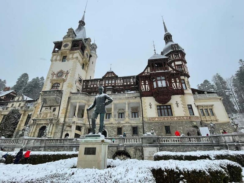 Brașov: Bran, Râșnov, and Peleș Castles Tour with Guide - Should you book the Bran, Peleș, and Râșnov day trip?