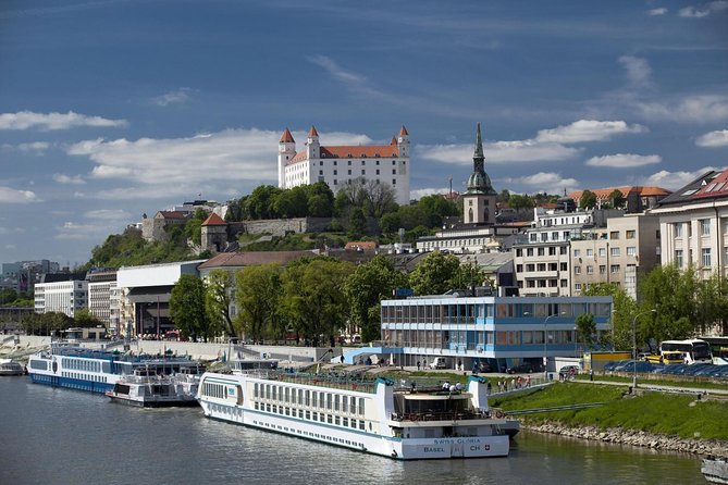 Bratislava: Grand City Tour with Devin Castle - How the five-hour schedule feels