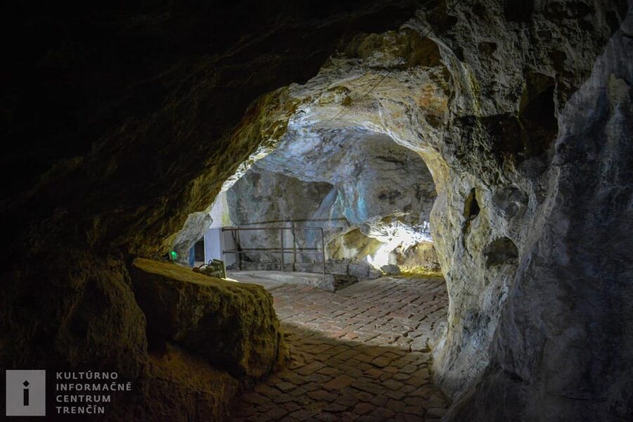 Bratislava/Slovakia: Trencin Castle, Piestany Spa, Monastery - Transport, timing, and comfort