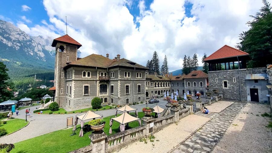 Bucharest: Day Trip 3 Castles Cantacuzino, Peles , Dracula’s - Key points to know before you book