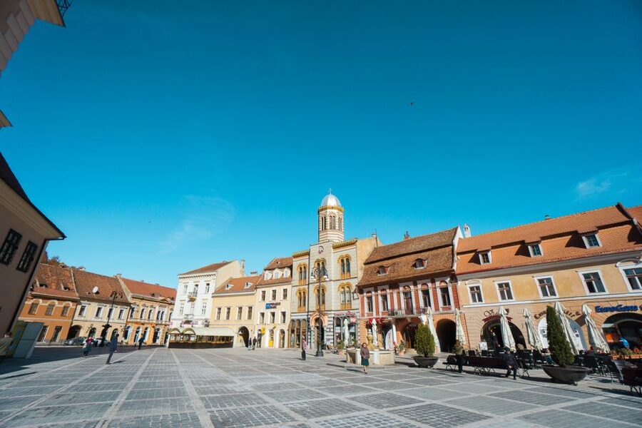 Bucharest: Dracula's Castle, Peles Castle, & Brasov Old Town - Bran Castle and the Dracula question