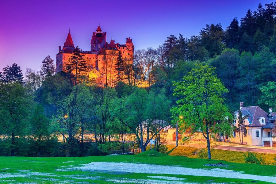 Bucharest: Peles & Dracula's Castle and Brasov Full-Day Trip - Why this Transylvania day trip works