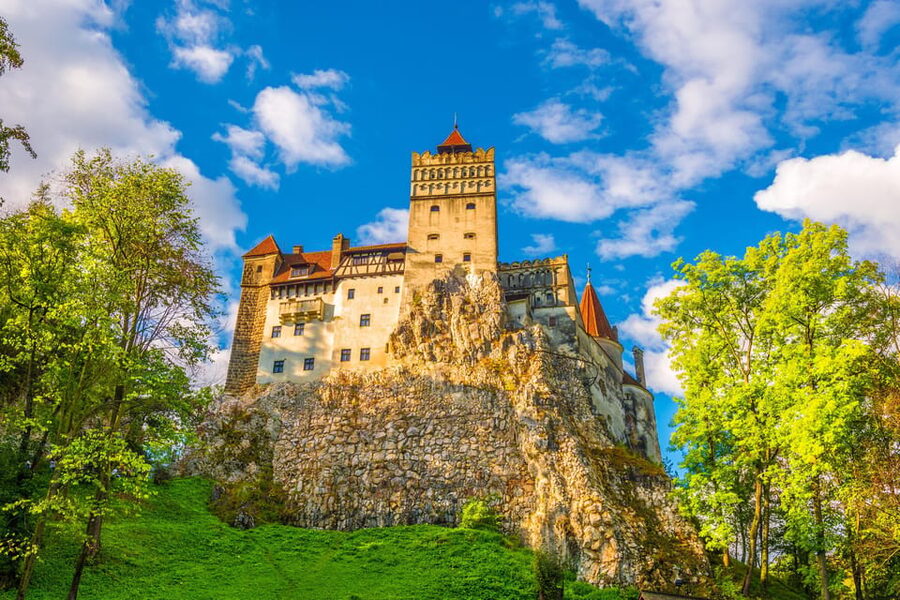 Bucharest: Peles & Dracula's Castle and Brasov Full-Day Trip - Peleș Castle: the most polished stop