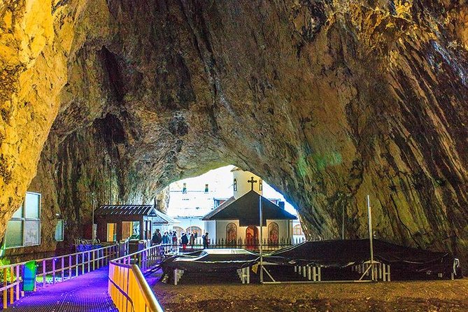 Bucharest Private Tour to Peles Castle & Biggest Salt Mine in Eu - Who will enjoy this outing most