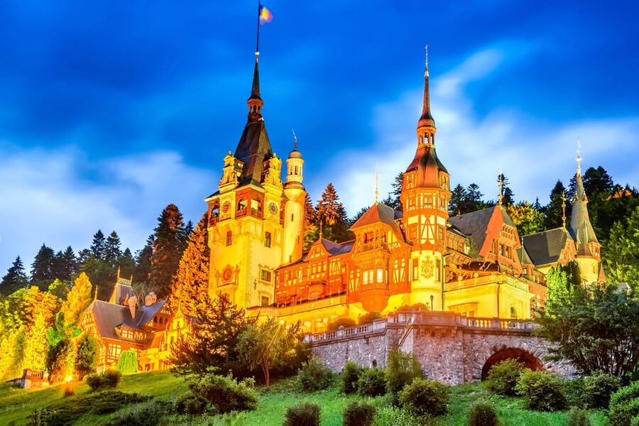 Bucharest : Wednesday, Dracula & Peles 3 Castles Tour 1 Day - Why this three-castle route works