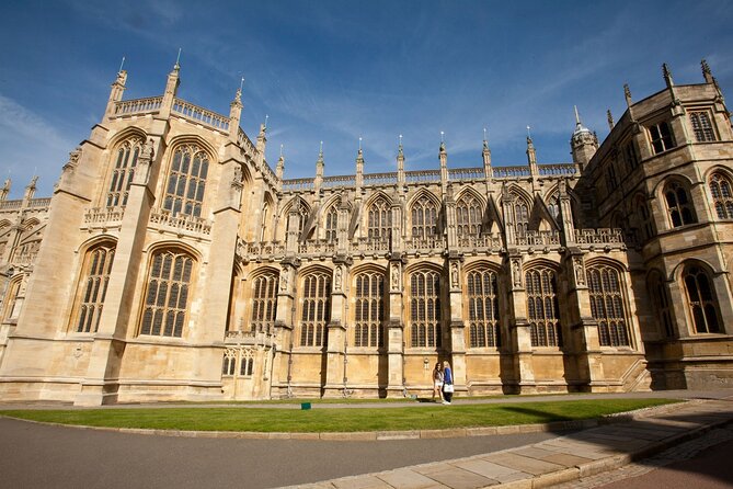 Buckingham Palace and Windsor Castle Escorted Tour from London - St George’s Chapel and the royal connection
