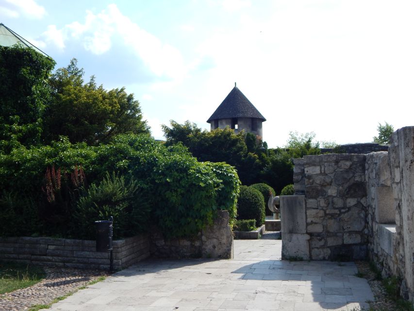 Buda Castle: Private Walking Tour - Four hours among Buda Castle’s best sights