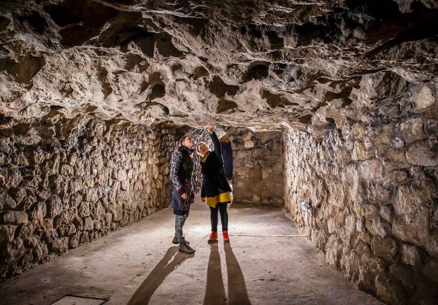 Budapest: Buda Castle Cave Tour - The Guide Makes or Breaks the Experience