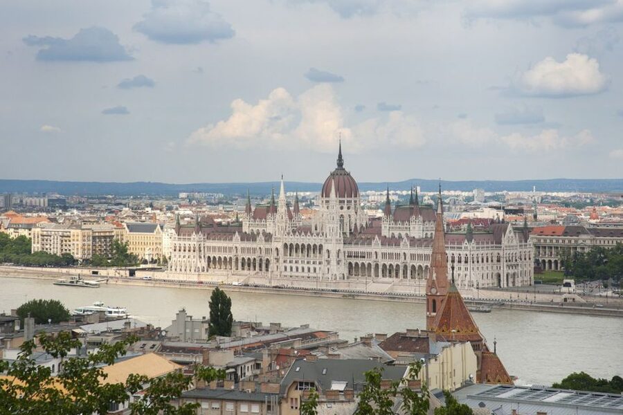 Budapest: Buda Castle District Walking Tour - The guide makes or breaks this experience