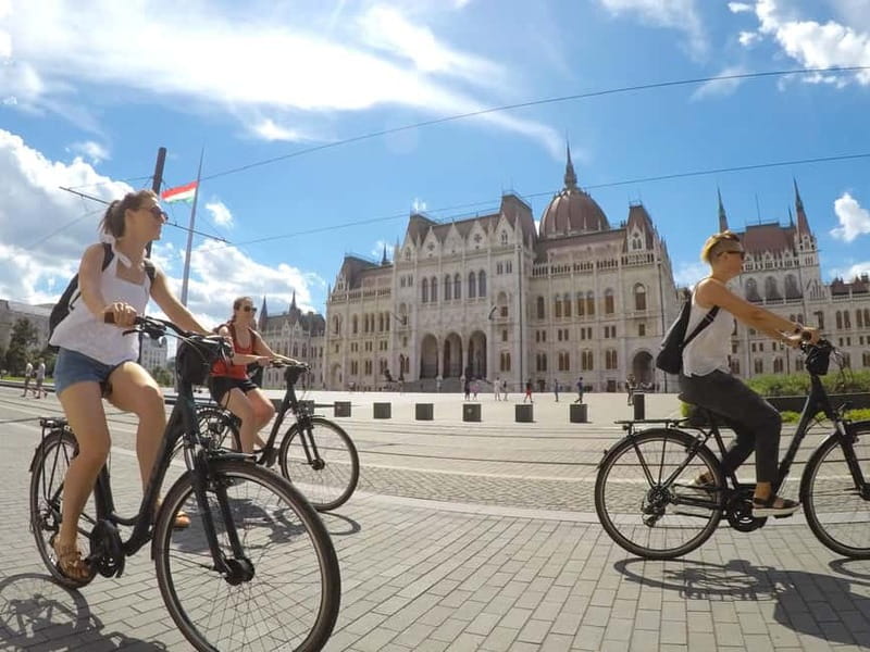 Budapest & Buda Castle e-Bike Tour with a local guide - Key points to know before you book