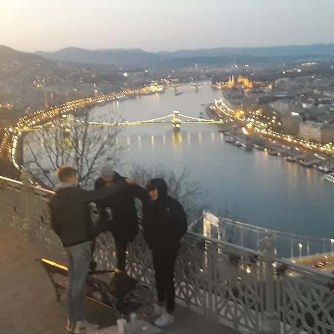 Budapest: Evening Castle Hill Tour with Fishermen's Bastion - Buda Castle and the First Hour on the Hill