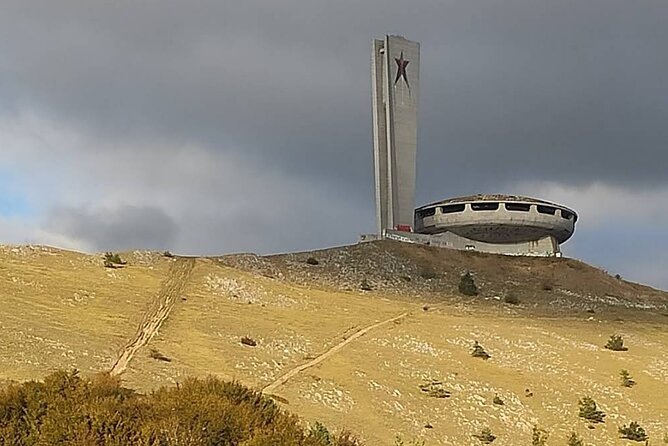 Buzludzha Monument and Tsarevets Fortress in Bulgaria Private - Who Should Book This Trip?