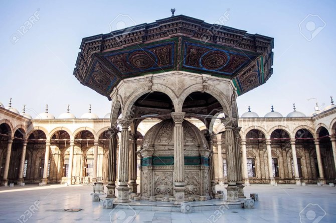 Cairo Day Tour Egyptian Museum, Citadel, and Khan al-Khalil Bazaar with Lunch - Who should book this Cairo day tour?