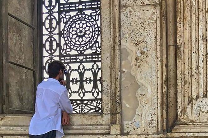 Cairo Day Tour to Egyptian Museum Citadel and Khan Khalili Bazaar - Guides named Rania and Soad