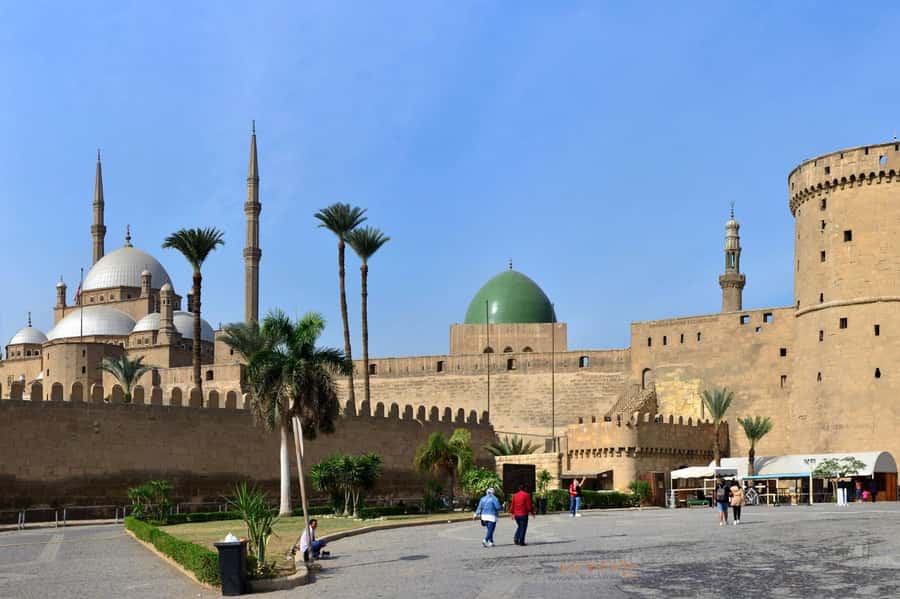 Cairo/Giza: Saladin Citadel, Egyptian Museum, & Bazaar Tour - Guide quality makes the biggest difference