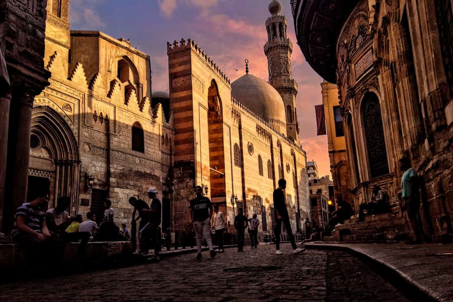 Cairo: Pyramids, Bazaar, Citadel Tour with Photographer - Key points at a glance