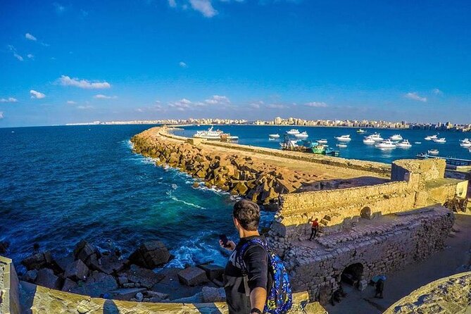 Cairo to Alexandria: Catacombs & Citadel Day Trip with Lunch - Pompey’s Pillar and a short photo stop