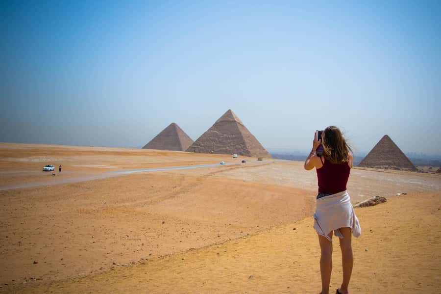 Cairo: Tours To Giza Pyramids, Citadel and Islamic Cairo - Giza Pyramids: three monuments, one concentrated visit