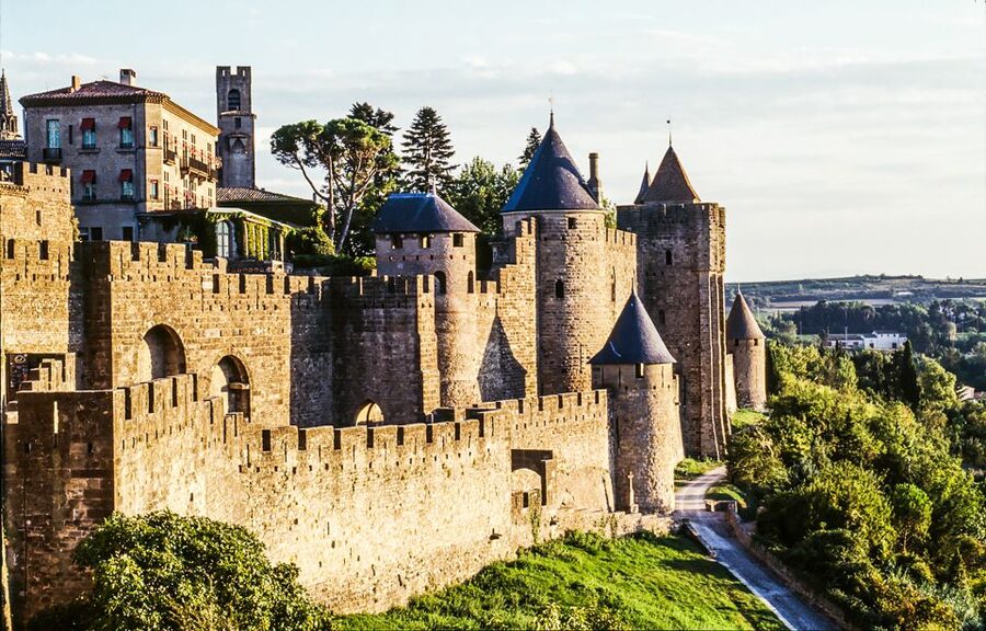 Carcassonne: Castle and Ramparts Entry Ticket - Choose the audio guide if you want the story