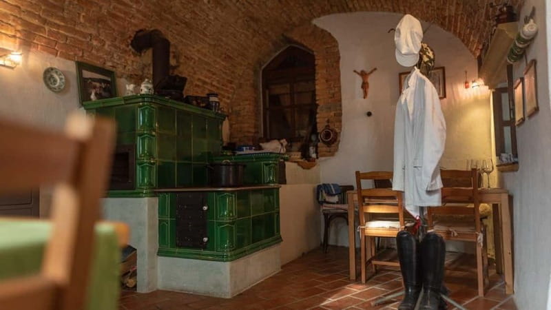 Carpathian Wine tasting tour + Red Stone Castle (Bratislava) - Practical tips before you go