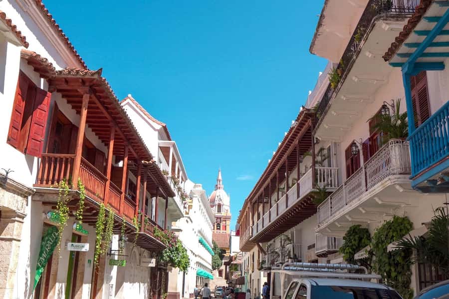 Cartagena: BILINGUAL CITY TOUR San Felipe Castle & Old city - Pickup from Centro, Bocagrande, and the hotel districts