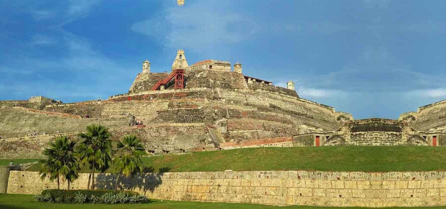 Cartagena: CITY TOUR IN ENGLISH, Old city, Monuments, Castle - Is $16 a fair price?
