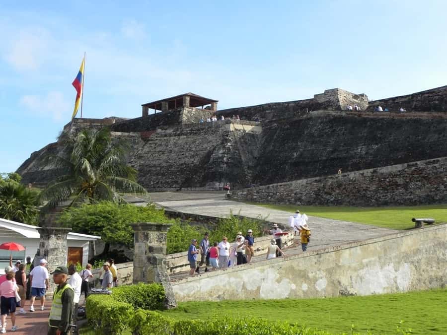 Cartagena: CITY TOUR OVERVIEW of the city Boots castle chiva - Key points to know before you go