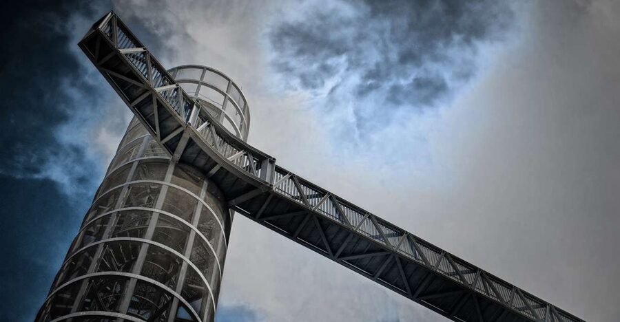 Cartagena: Panoramic Lift & Conception Castle Ticket - How the audio guide changes the visit