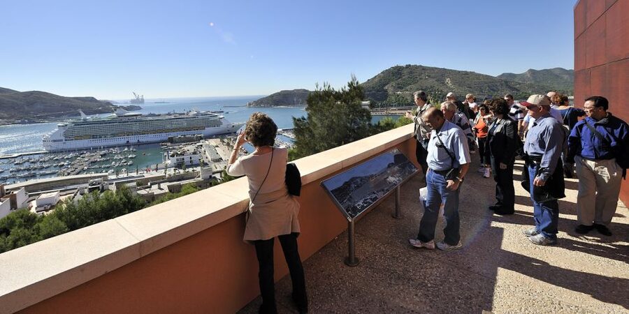 Cartagena: Roman Theater, Forum, Castle and Panoramic Lift - Accessibility, timing, and small practical problems