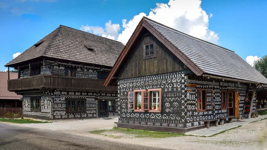 Castles, Čičmany & Bratislava - Slovak Bethlehem turns carved wood into moving theater
