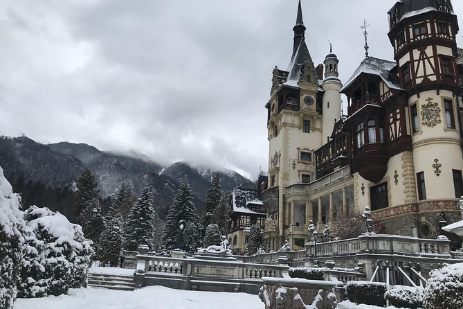 Castles Tours from Brasov - Sinaia Monastery: a quieter half-hour