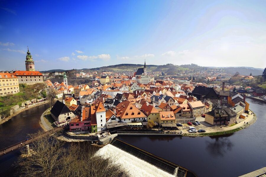 Český Krumlov - with entrance to the castle - Summer and winter offer different experiences