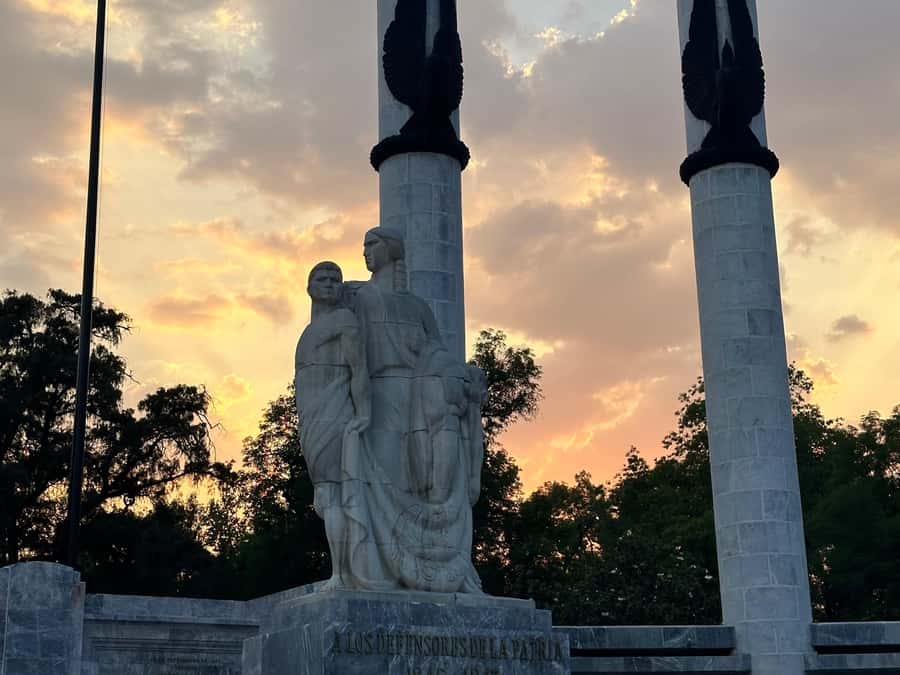 Chapultepec Castle: Private tour with local guide, tickets included - Inside the castle: marble, glass, and old Mexico City