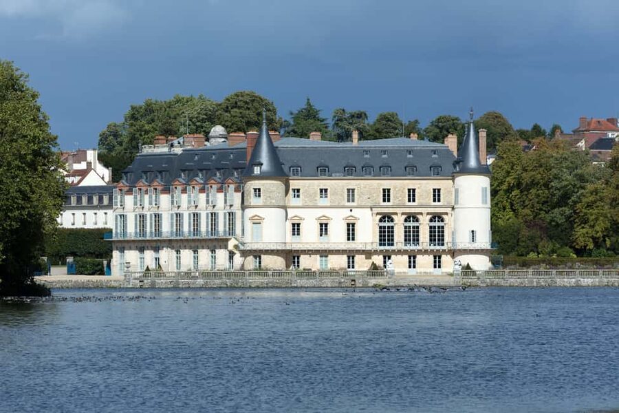 Chateau of Rambouillet Entrance Ticket - Why Rambouillet feels different from larger French castles
