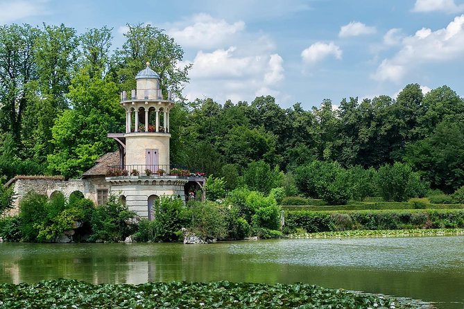 Château of Versailles and Marie Antoinette's Petit Trianon Private Tour - What this five-hour Versailles visit actually covers