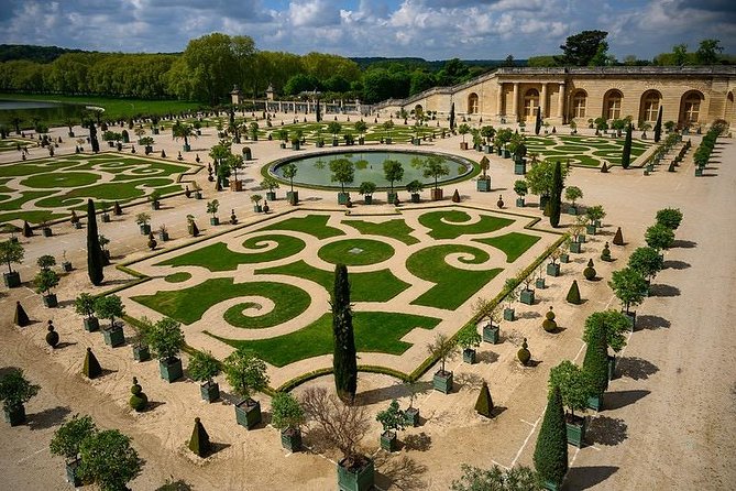 Château of Versailles and Marie Antoinette's Petit Trianon Private Tour - FAQ