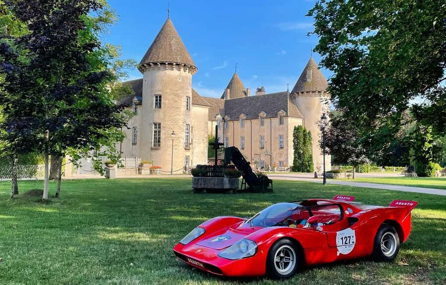 Check out the Château de Savigny museums: planes, cars, motorcycles... - The Abarth racing cars and vintage motorcycles