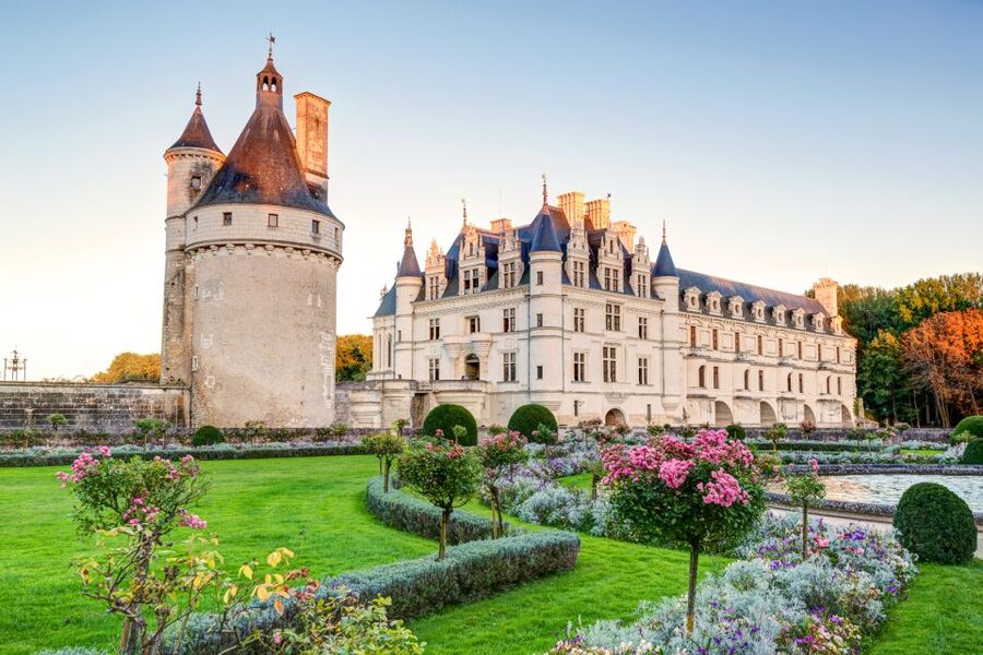Chenonceau Castle Admission Ticket - Food, toilets, and breaks on site