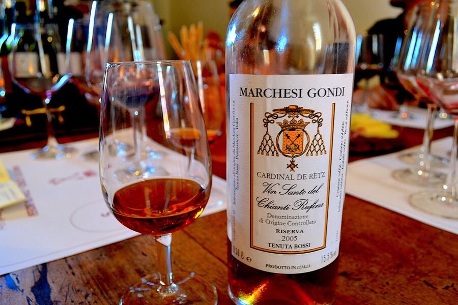 Chianti Rufina: Wine Tour in Castle & Historical Villa - What the small group changes