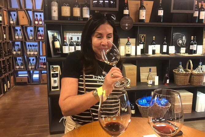 Chianti Winery + Brolio Castle Private Tour - Lunch at La Cantinetta di Rignana