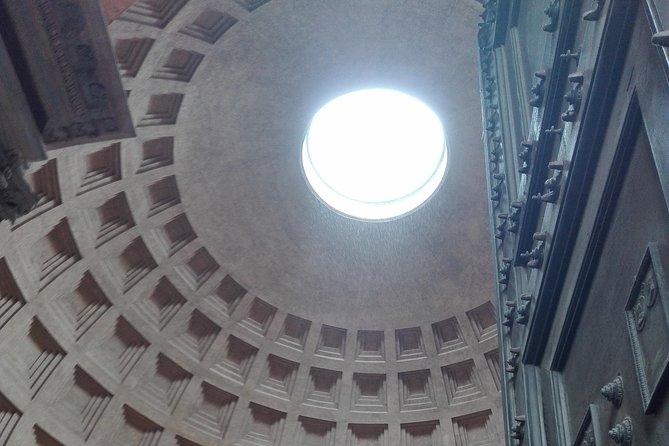City walk through Spanish steps, Trevi fountain, Pantheon, Navona, Angel Castle - Trevi Fountain: History Around a Famous Waterworks