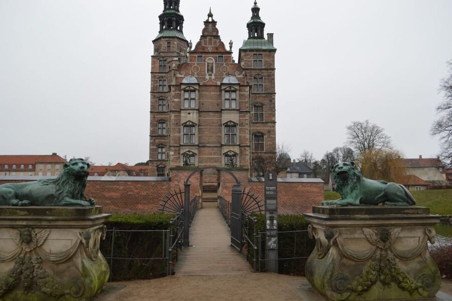 Copenhagen: Rosenborg Castle Tour with Skip-the-Line Ticket - Adding Amalienborg Palace to the same day