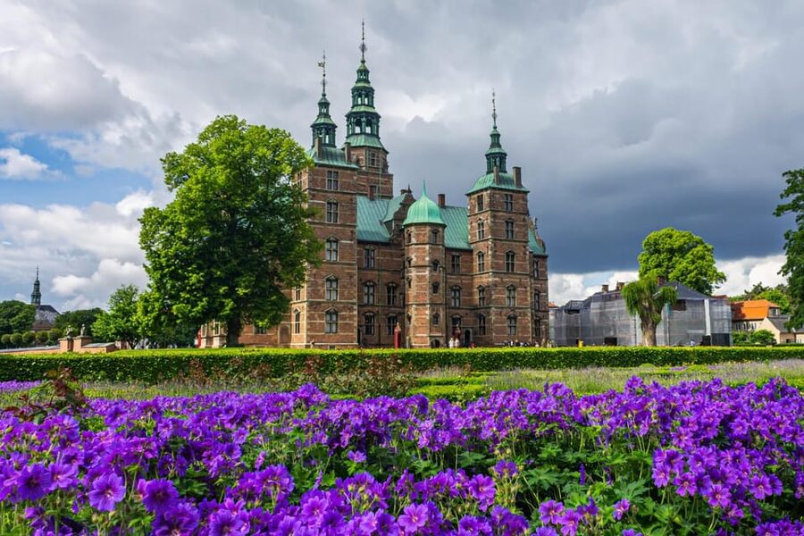 Copenhagen: Rosenborg Castle Tour with Skip-the-Line Ticket - Hotel pickup or a central meeting point